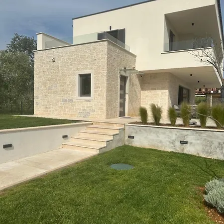 Mila Villa